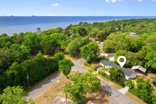 107 Water Oak St, Freeport, FL 32439 - Photo 8