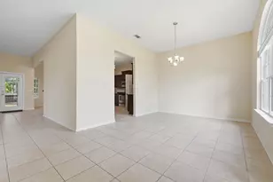 6556 Lansford St, Navarre, FL 32566 - Photo 10