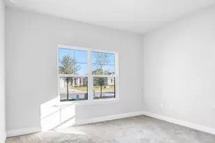 148 Bonne Vue Cir, Freeport, FL 32439 - Photo 10
