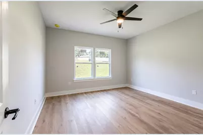 2462 Hammock Lane, Crestview, FL 32536 - Photo 16