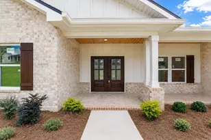 2462 Hammock Ln, Crestview, FL 32536 - Photo 4