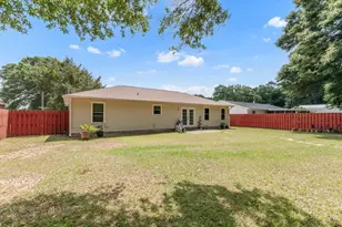 5518 Chantilly Cir, Milton, FL 32583 - Photo 32