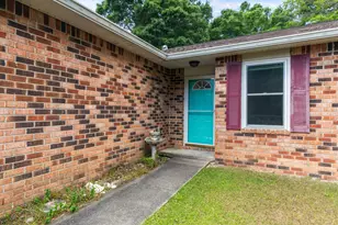 5518 Chantilly Cir, Milton, FL 32583 - Photo 6