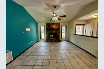 310 Springwood Circle, Crestview, FL 32536 - Photo 2