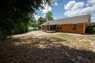 1305 Jefferyscot Ct, Crestview, FL 32536 - Photo 18