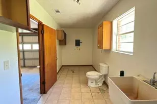 2908 R M Ward Rd, Ponce de Leon, FL 32455 - Photo 16