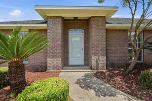2264 Lewis St, Crestview, FL 32536 - Photo 2