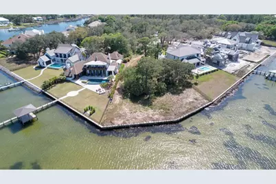 4152 Belcourt Drive, Destin, FL 32541 - Photo 2