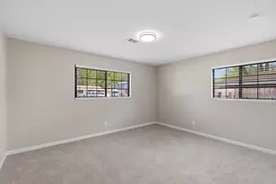 215 NW Sotir St, Fort Walton Beach, FL 32548 - Photo 14