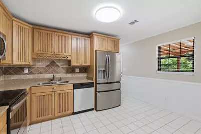 215 NW Sotir Street, Fort Walton Beach, FL 32548 - Photo 8