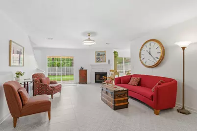 2284 Prytania Circle, Navarre, FL 32566 - Photo 4
