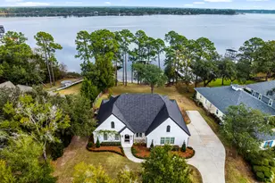 3940 Plantation Cove Ct, Milton, FL 32583 - Photo 2