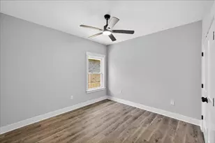 1609 26th St, Niceville, FL 32578 - Photo 36