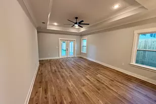 1609 26th St, Niceville, FL 32578 - Photo 8