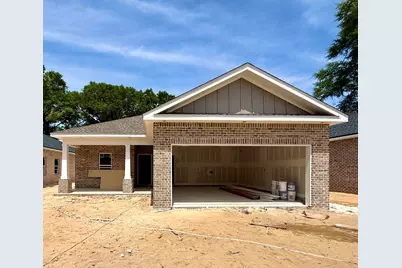 1609 26th Street, Niceville, FL 32578 - Photo 1