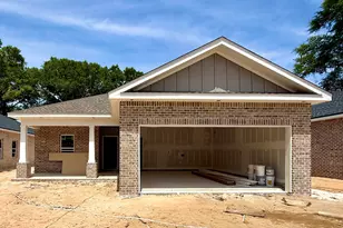 1609 26th St, Niceville, FL 32578 - Photo 1