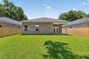 1607B 26th St, Niceville, FL 32578 - Photo 44