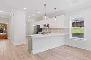 1607B 26th St, Niceville, FL 32578 - Photo 24
