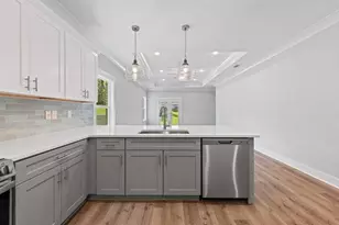 1607B 26th St, Niceville, FL 32578 - Photo 20