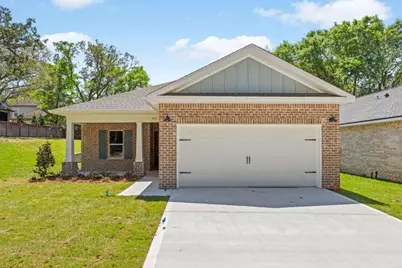1607B 26th Street, Niceville, FL 32578 - Photo 1