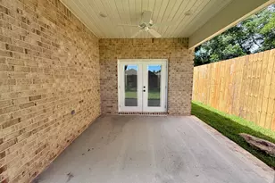 1607A 26th St, Niceville, FL 32578 - Photo 16