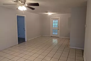 6453 Julia Dr, Milton, FL 32570 - Photo 4