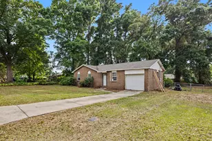 4637 Dean Dr, Pace, FL 32571 - Photo 2