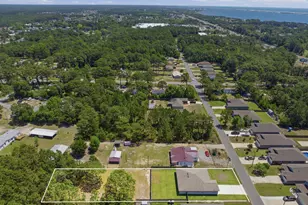 9152 Timber Ln, Navarre, FL 32566 - Photo 4