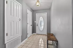 2205 Calle De Marbella, Navarre, FL 32566 - Photo 6