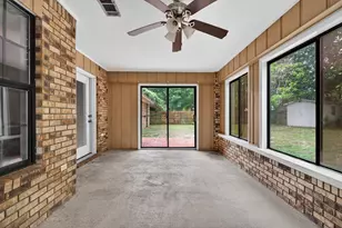 2205 Calle De Marbella, Navarre, FL 32566 - Photo 26