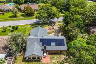 2205 Calle De Marbella, Navarre, FL 32566 - Photo 36