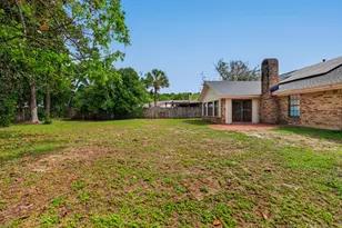 2205 Calle De Marbella, Navarre, FL 32566 - Photo 30