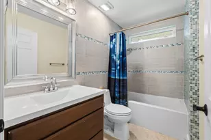 1682 Beachside Dr, Pensacola, FL 32506 - Photo 34