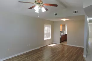 2800 Wilson Ln, Crestview, FL 32539 - Photo 4