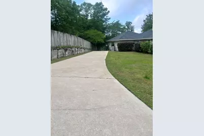 395 Lake Holley Circle, Defuniak Springs, FL 32433 - Photo 22