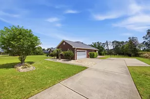 51 Tournament Ln, Freeport, FL 32439 - Photo 12