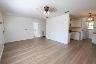 113 N Vestavia St, Panama City Beach, FL 32413 - Photo 10