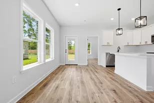 2829 Blackbird Ct, Crestview, FL 32539 - Photo 8
