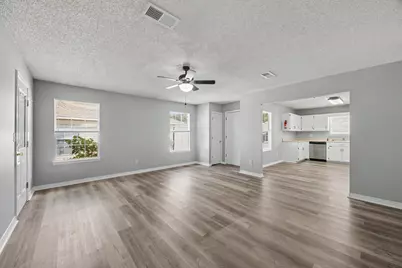 421 Apple Drive, Crestview, FL 32536 - Photo 6
