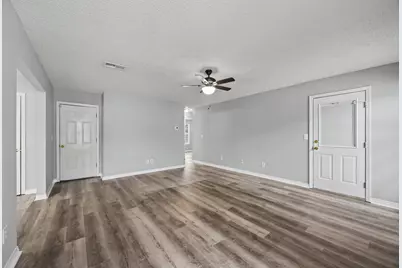 421 Apple Drive, Crestview, FL 32536 - Photo 4