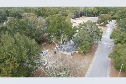 625 E Chestnut Avenue, Crestview, FL 32539 - Photo 6