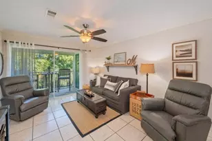 4276 Calinda Ln, Niceville, FL 32578 - Photo 10