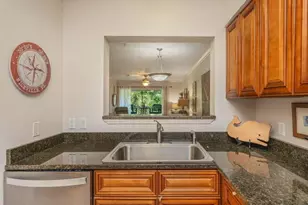 4276 Calinda Ln, Niceville, FL 32578 - Photo 4