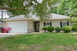 212 Ladue Ave, Crestview, FL 32539 - Photo 2