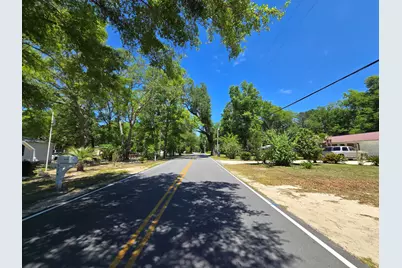 613 Old Jolly Bay Road, Freeport, FL 32439 - Photo 8