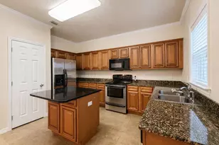 1490 Bentley Cir, Fort Walton Beach, FL 32547 - Photo 10