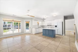 121 Edwards Ln, Fort Walton Beach, FL 32548 - Photo 12