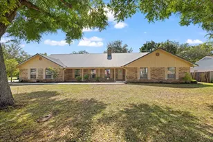 121 Edwards Ln, Fort Walton Beach, FL 32548 - Photo 2