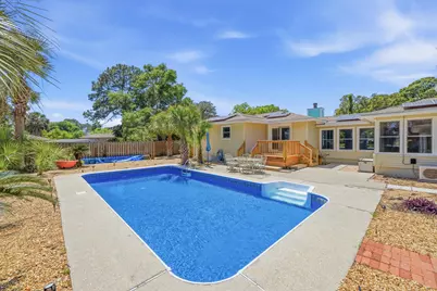 203 NE Bradley Drive, Fort Walton Beach, FL 32547 - Photo 36