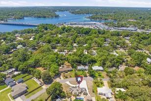 203 NE Bradley Dr, Fort Walton Beach, FL 32547 - Photo 46